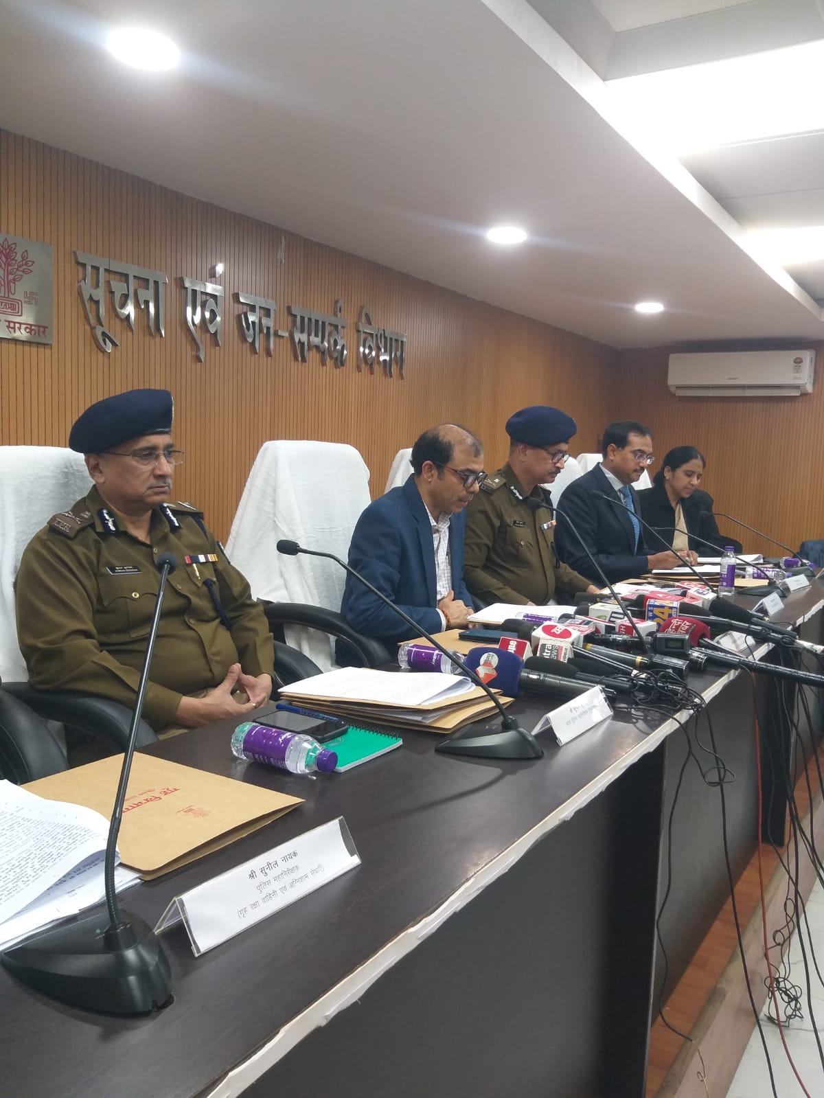 पुलिस पर हमला करने वालों की स्पीडी ट्रायल, हमलावरों की 51 करोड़ रुपए मूल्य की संपत्ति जप्त