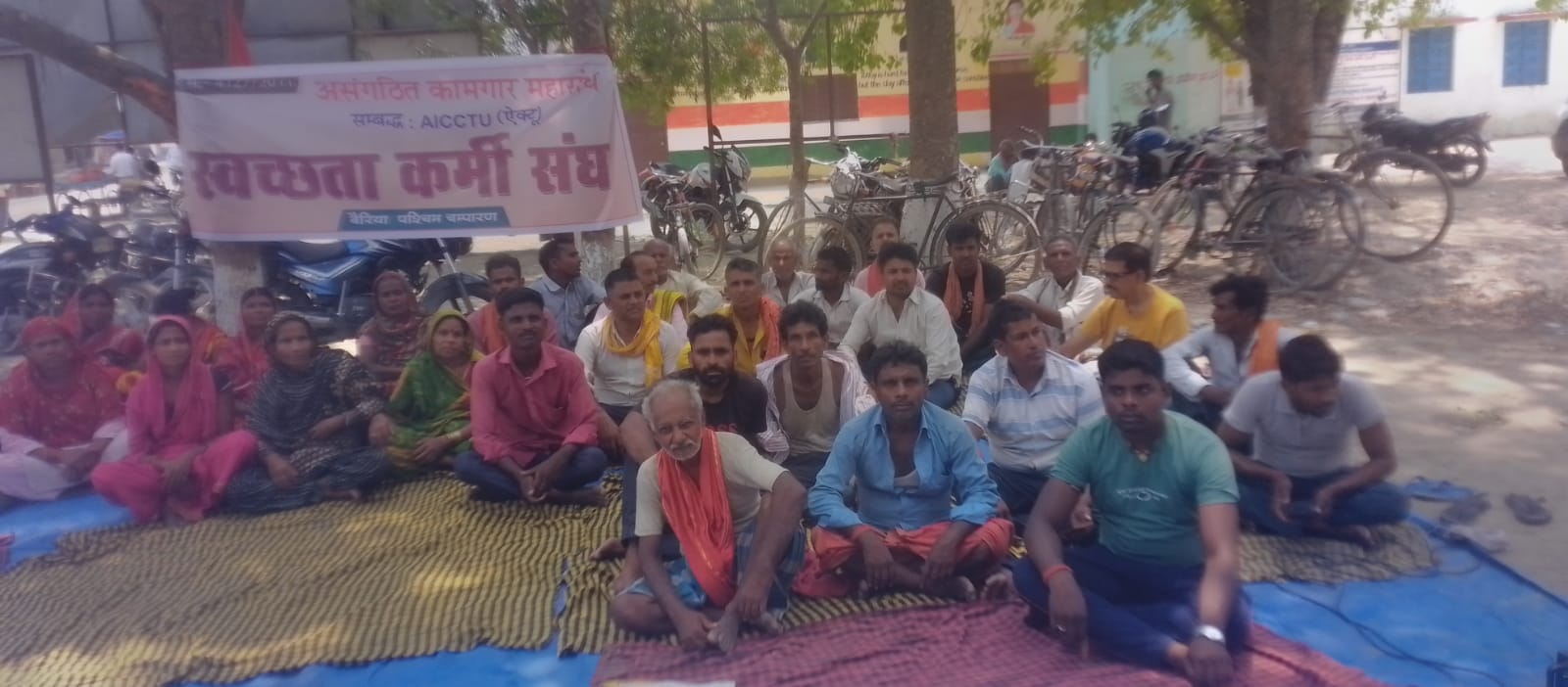 स्वच्छता कर्मियों का बकाया वेतन भुगतान अविलम्ब करें : सुनील कुमार राव