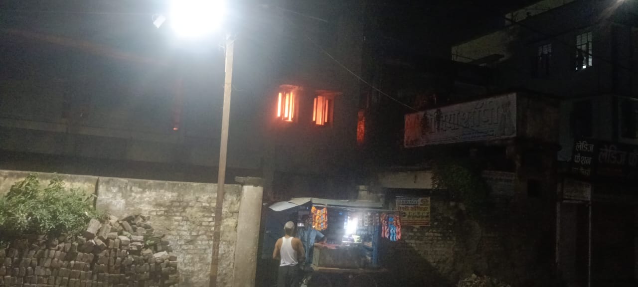 बेतिया स्थित वर्षों से बंद लिबर्टी सिनेमा में आगलगी, आश्चर्य 